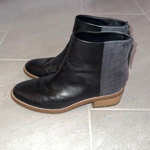 Sperry topsider boot